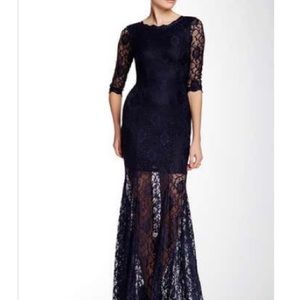L'Atiste – 3/4 Length Sleeve Lace Maxi Dress